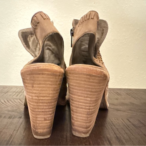 Vince Camuto Boho Leather Cutout Booties Open Toe Heeled Size 9 - Picture 5 of 10